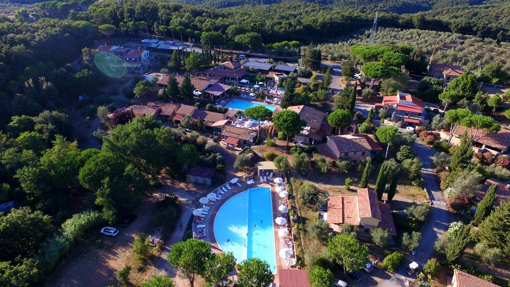 Il Borgo Centro Vacanze Guardistallo Exterior photo